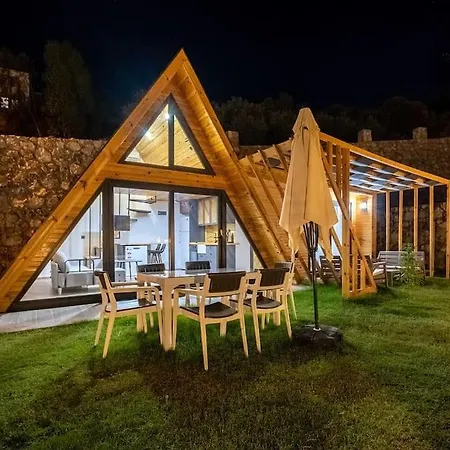 Sleeps 4 Bungalow With Nature View With Private Pool - Awz 267 Villa Fethiye