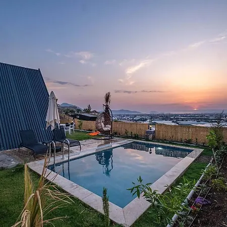 Sleeps 4 Bungalow With Nature View With Private Pool - Awz 267 Villa